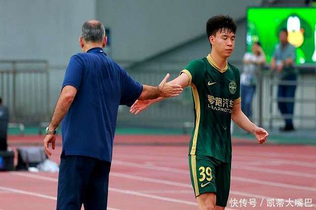 包含中超赛后再迎强敌,浙江稠州主帅复盘,主帅态度——更衣室稳定,赛程密集仍需轮换的词条 包含中超赛后再迎强敌,浙江稠州主帅复盘,主帅态度——更衣室稳定,赛程密集仍需轮换的词条