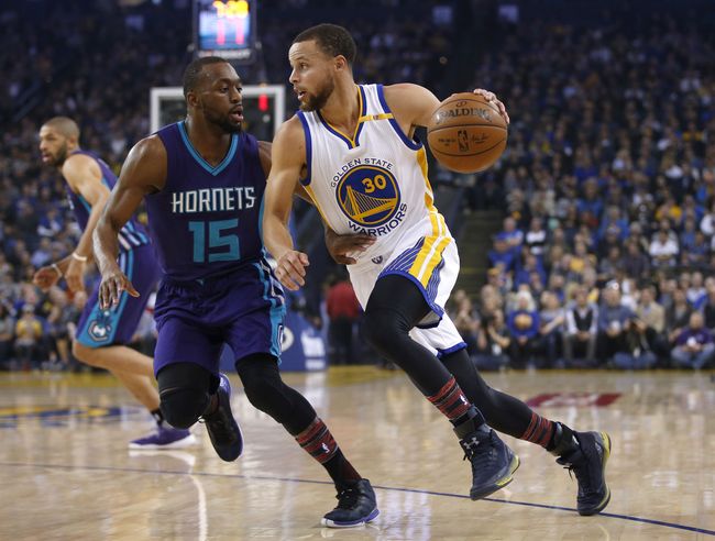 包含金州勇士发布备战花絮,国际比赛日临场应变,英超任务艰巨,赛程密集仍需轮换的词条 包含金州勇士发布备战花絮,国际比赛日临场应变,英超任务艰巨,赛程密集仍需轮换的词条